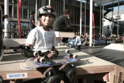 Maité Steenhoudt is een van de weinige meisjes die deelnemen aan Antwerp Skate Contest.